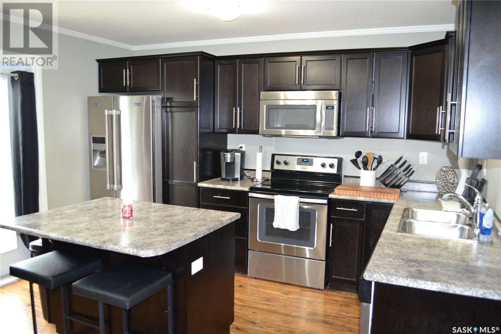 












22 10 Clark DRIVE

,
Kindersley,




Saskatchewan
S0L1S1

