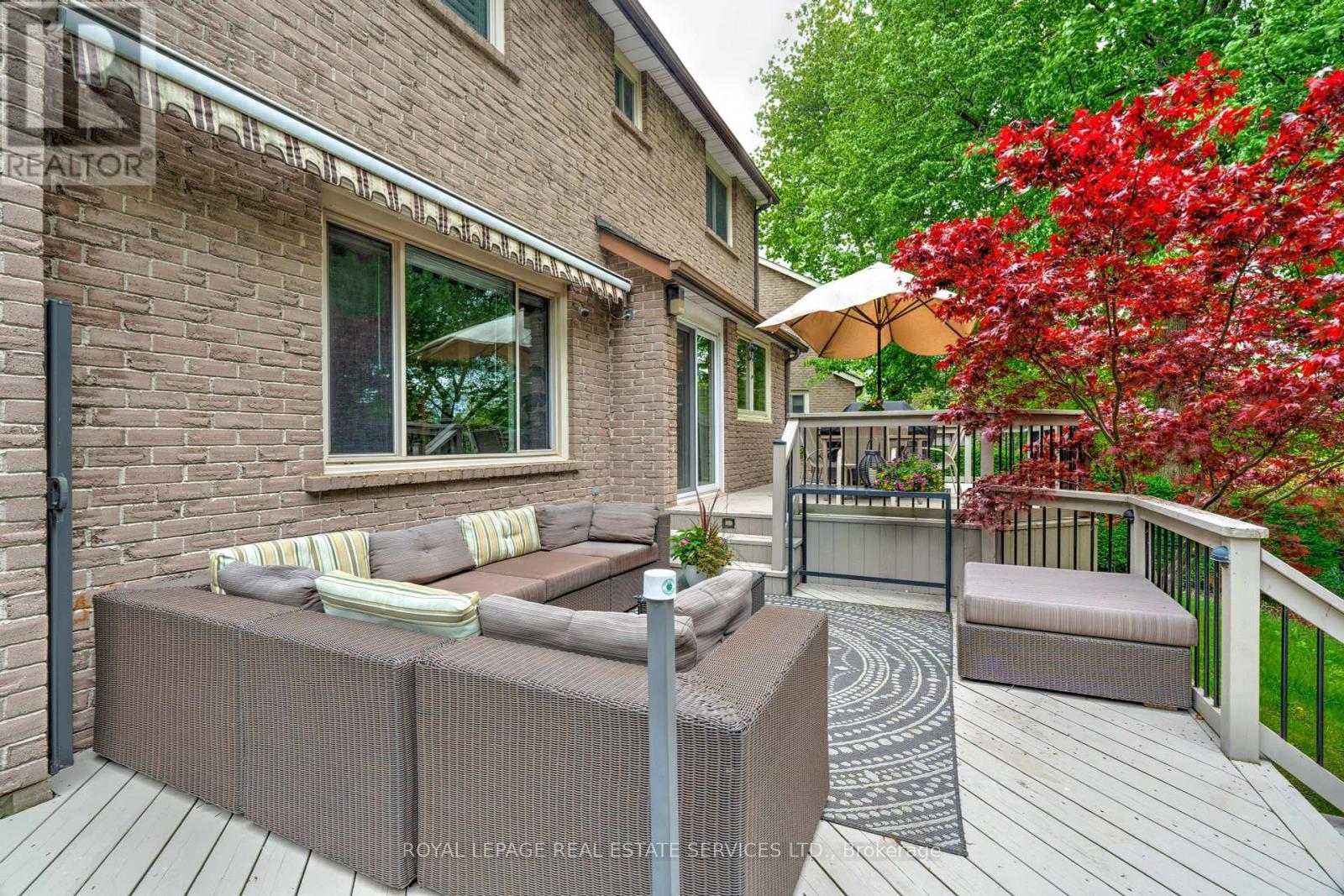 












3282 VICTORIA STREET

,
Oakville,




Ontario
L6L5R3

