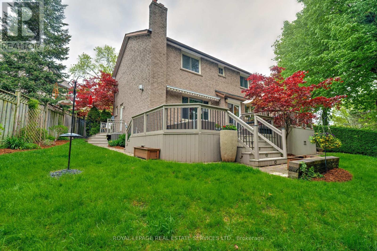 












3282 VICTORIA STREET

,
Oakville,




Ontario
L6L5R3

