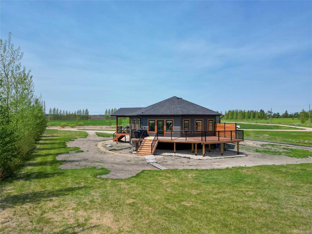












65 Cooper Road N

,
Shoal Lake,




Manitoba
R0J1Z0

