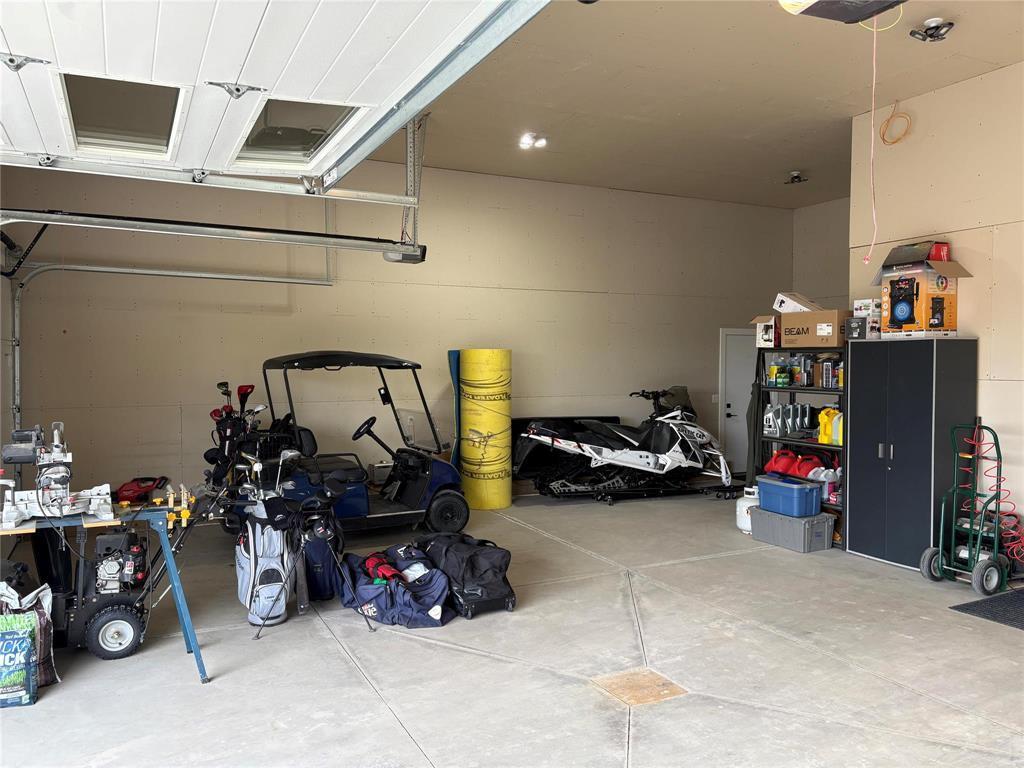 












65 Cooper Road N

,
Shoal Lake,




Manitoba
R0J1Z0

