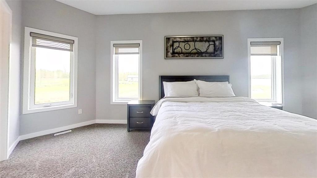 












65 Cooper Road N

,
Shoal Lake,




Manitoba
R0J1Z0

