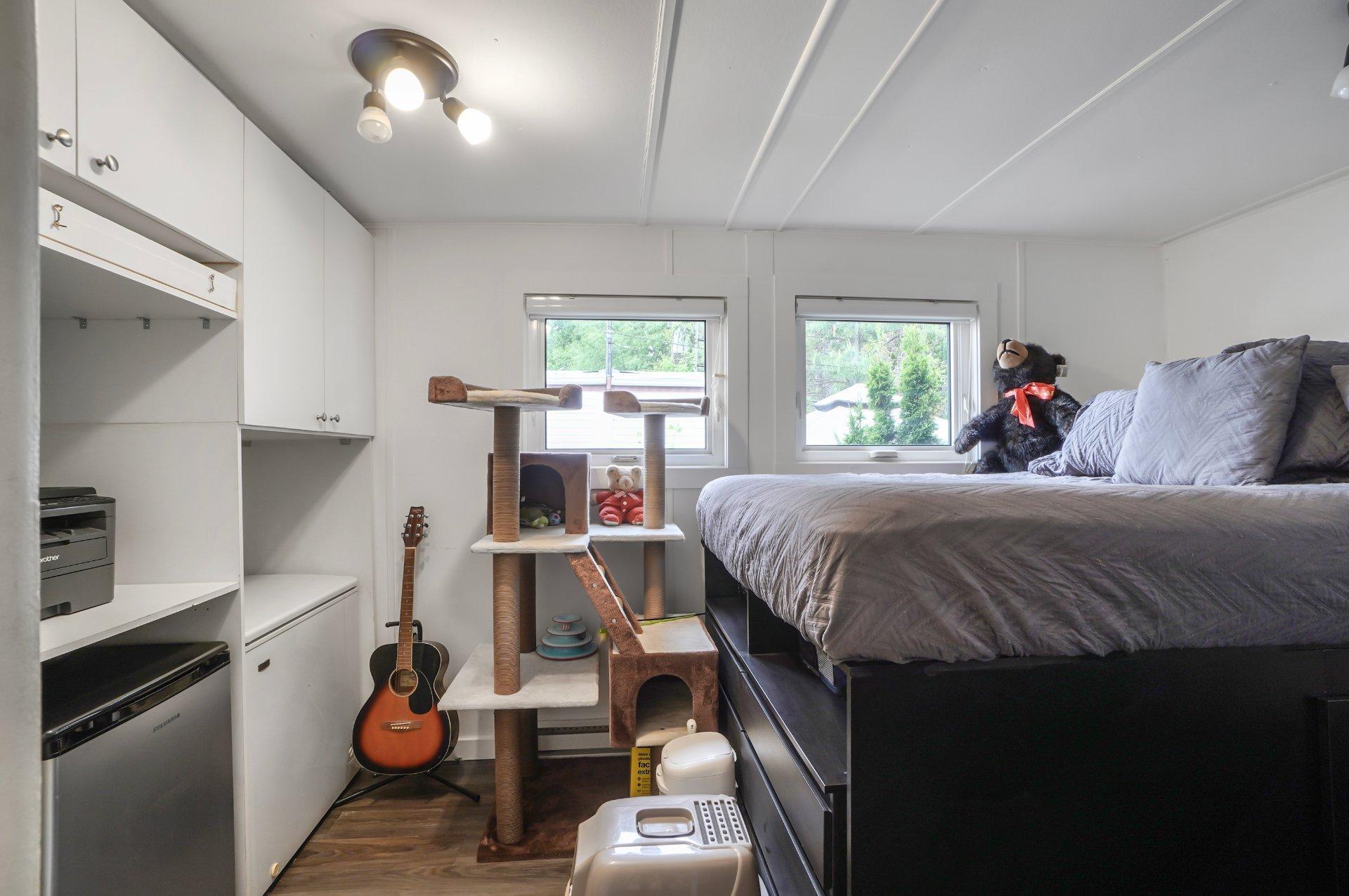 









16000


Rue Wilfrid-Boileau

, R13,
Montréal (L'Île-Bizard/Sainte-Geneviève),




QC
H9H1G6

