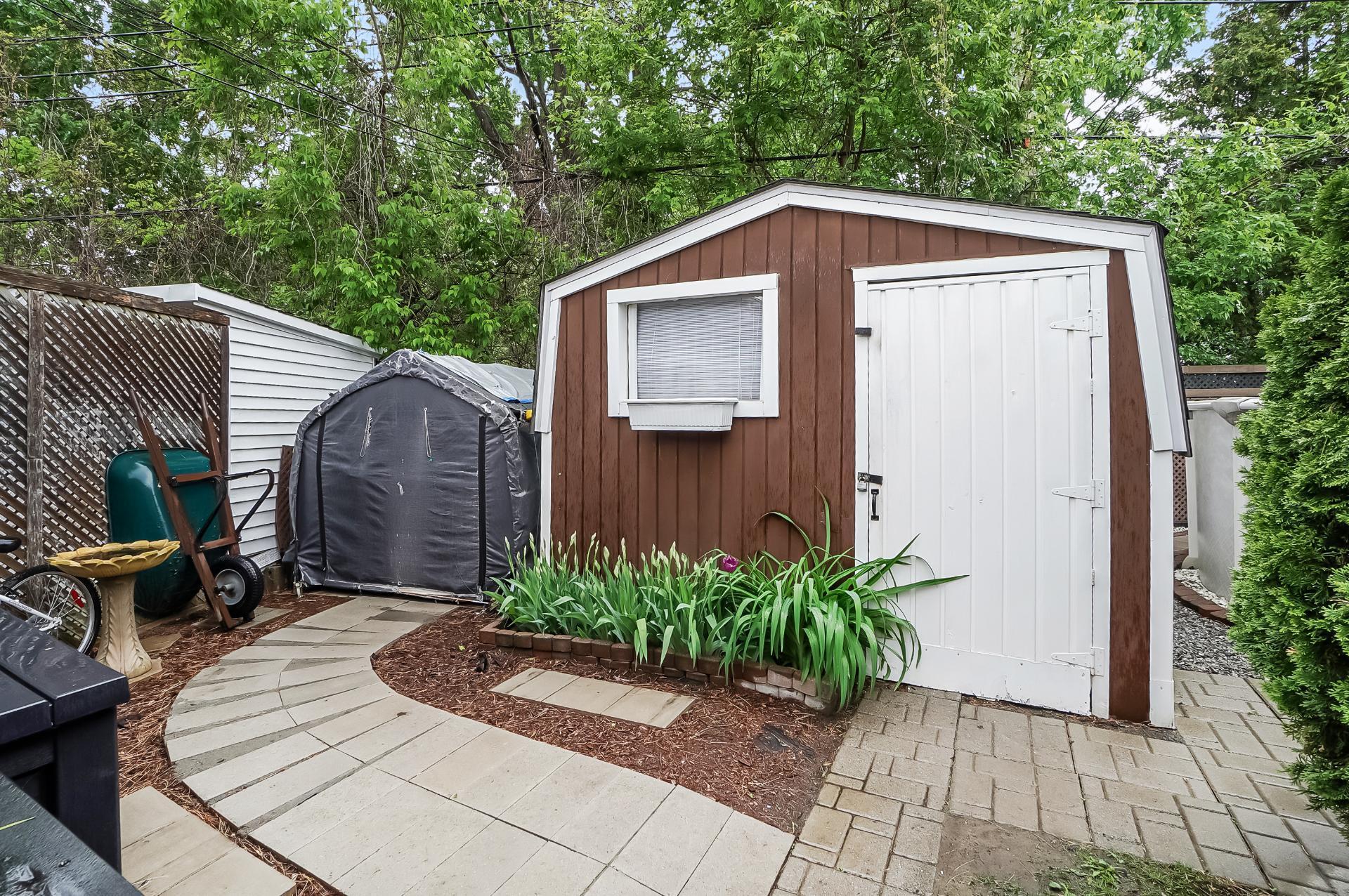 









16000


Rue Wilfrid-Boileau

, R13,
Montréal (L'Île-Bizard/Sainte-Geneviève),




QC
H9H1G6

