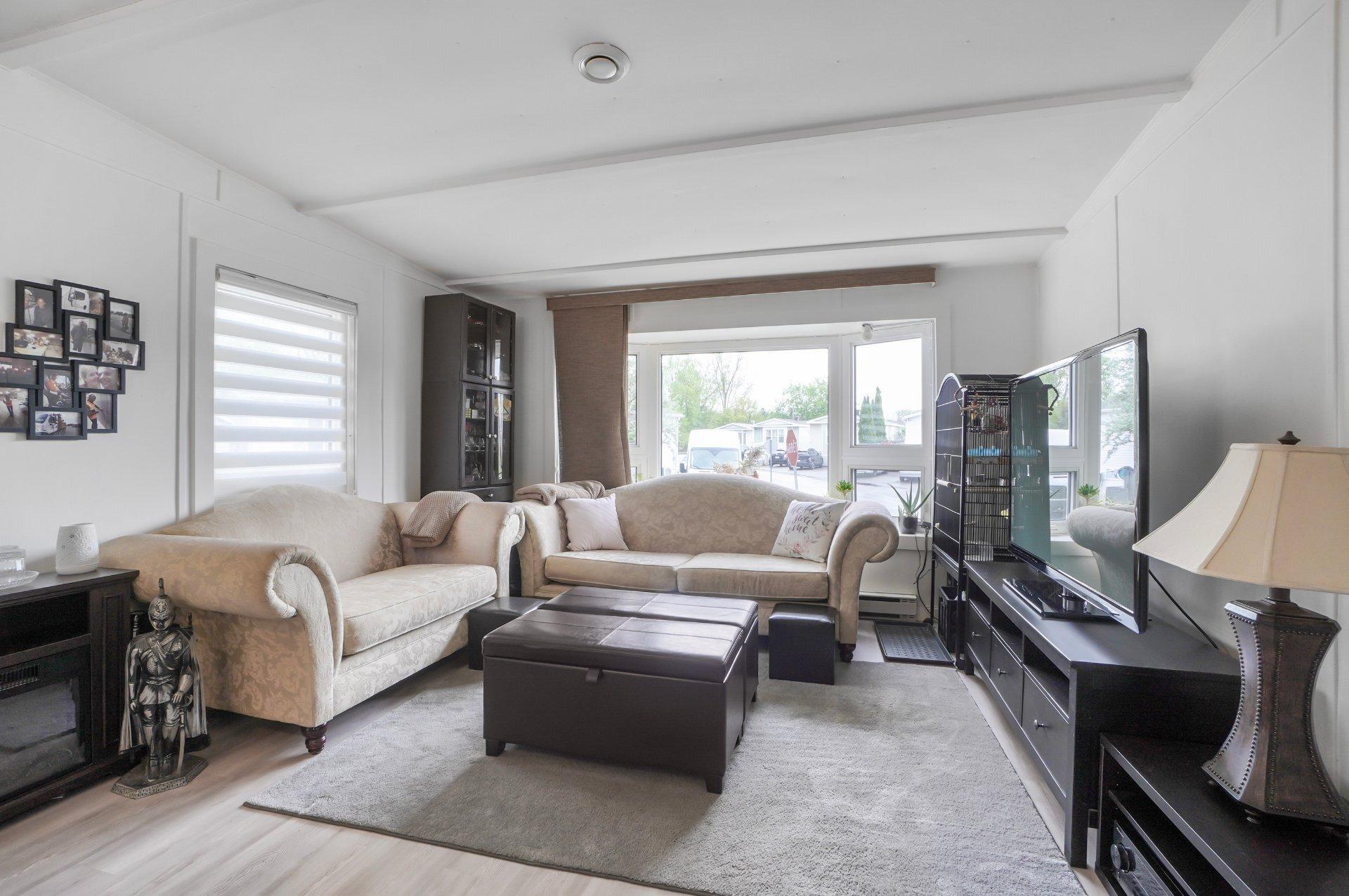 









16000


Rue Wilfrid-Boileau

, R13,
Montréal (L'Île-Bizard/Sainte-Geneviève),




QC
H9H1G6

