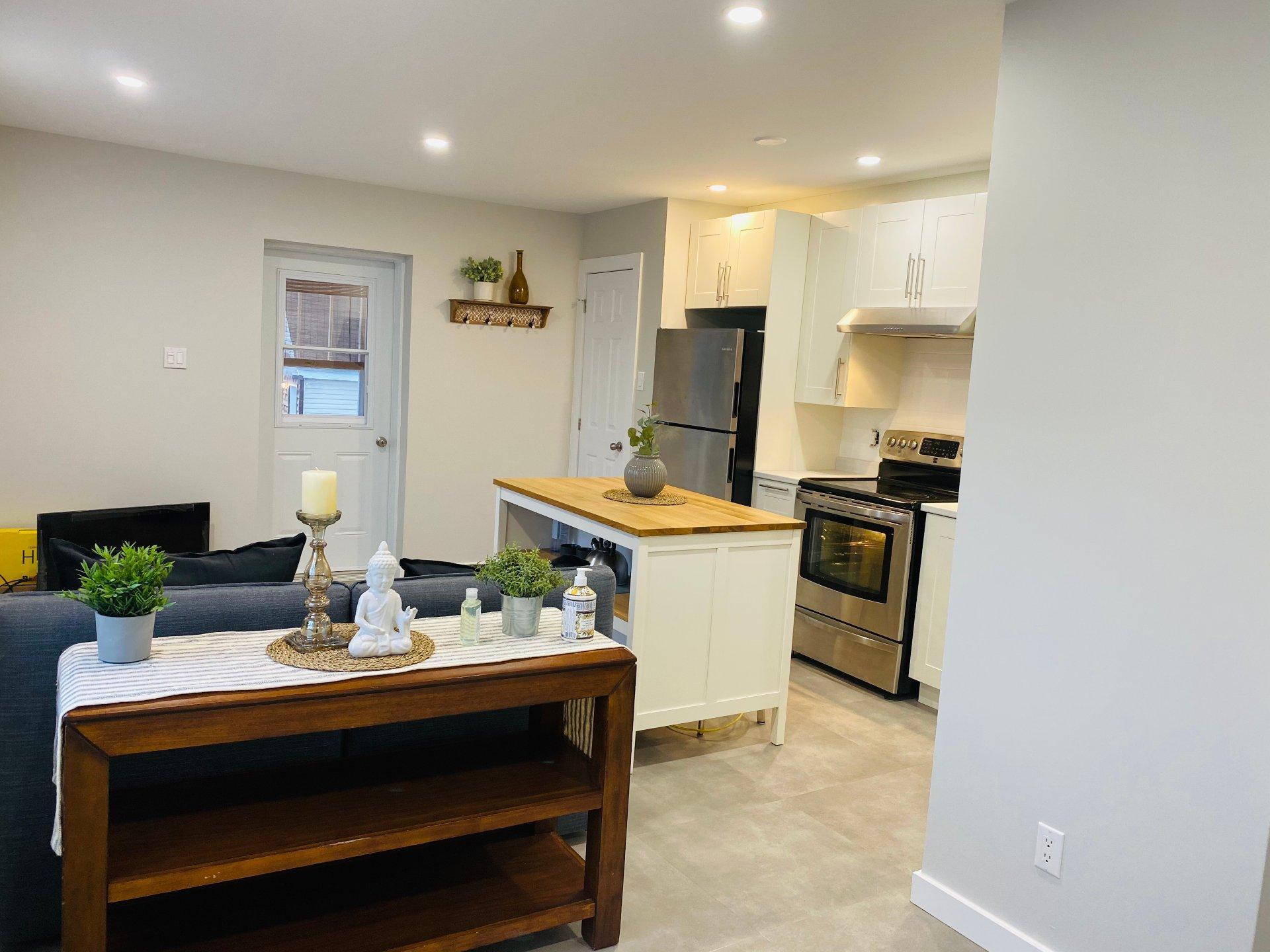 









49


Rue Chartier

,
Coaticook,




QC
J1A1K2

