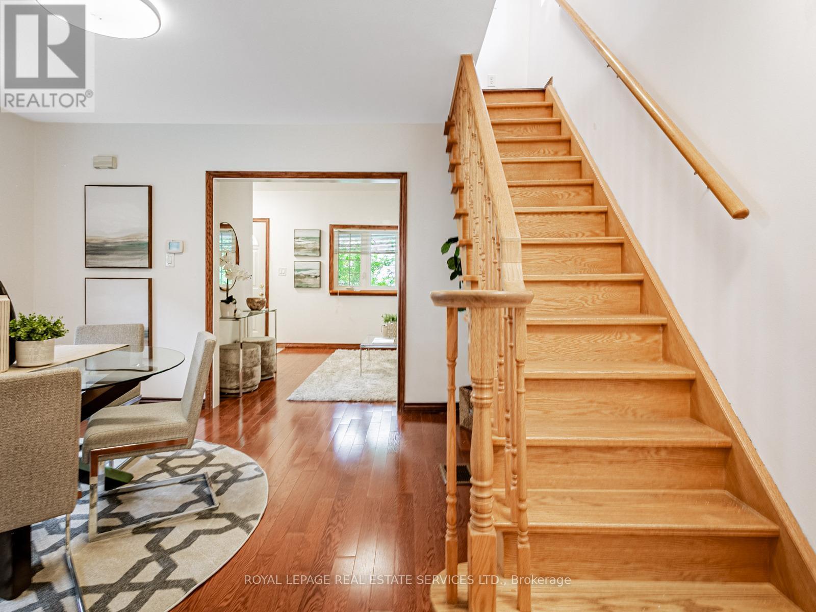 












50 FLORENCE CRESCENT

,
Toronto,




Ontario
M6N4E5

