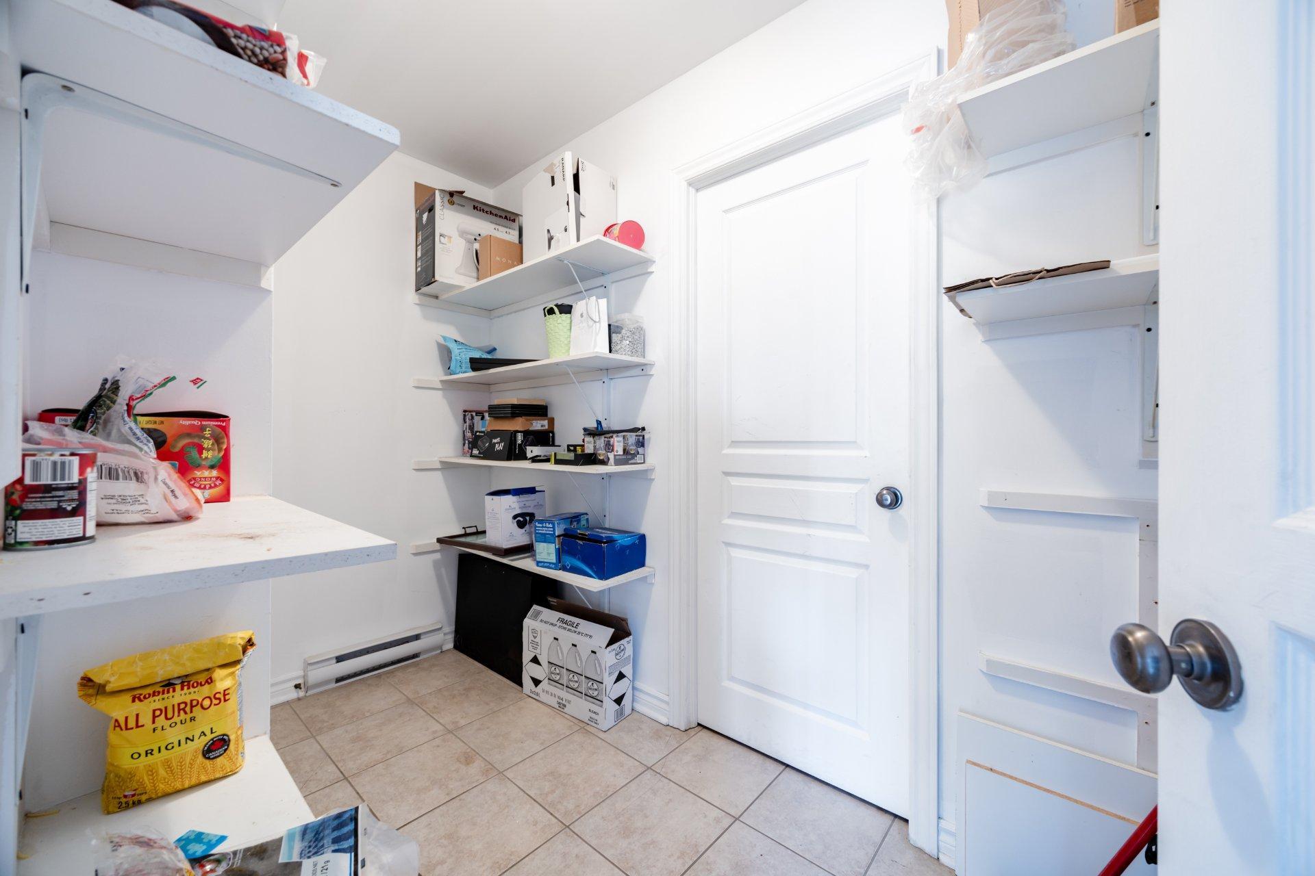 









4595


Ch. des Prairies

, 3,
Brossard,




QC
J4Y0E5

