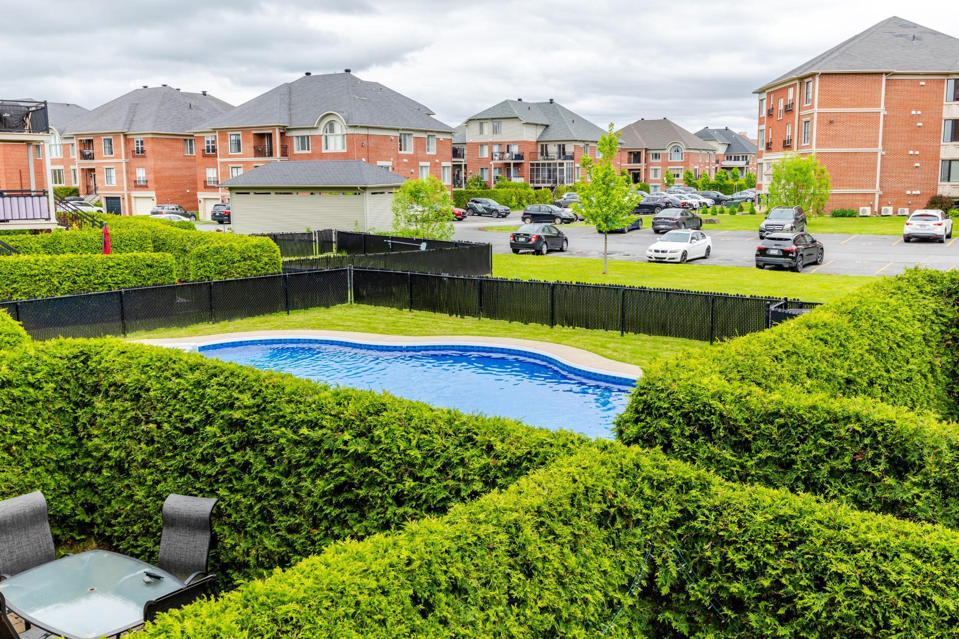 









4595


Ch. des Prairies

, 3,
Brossard,




QC
J4Y0E5

