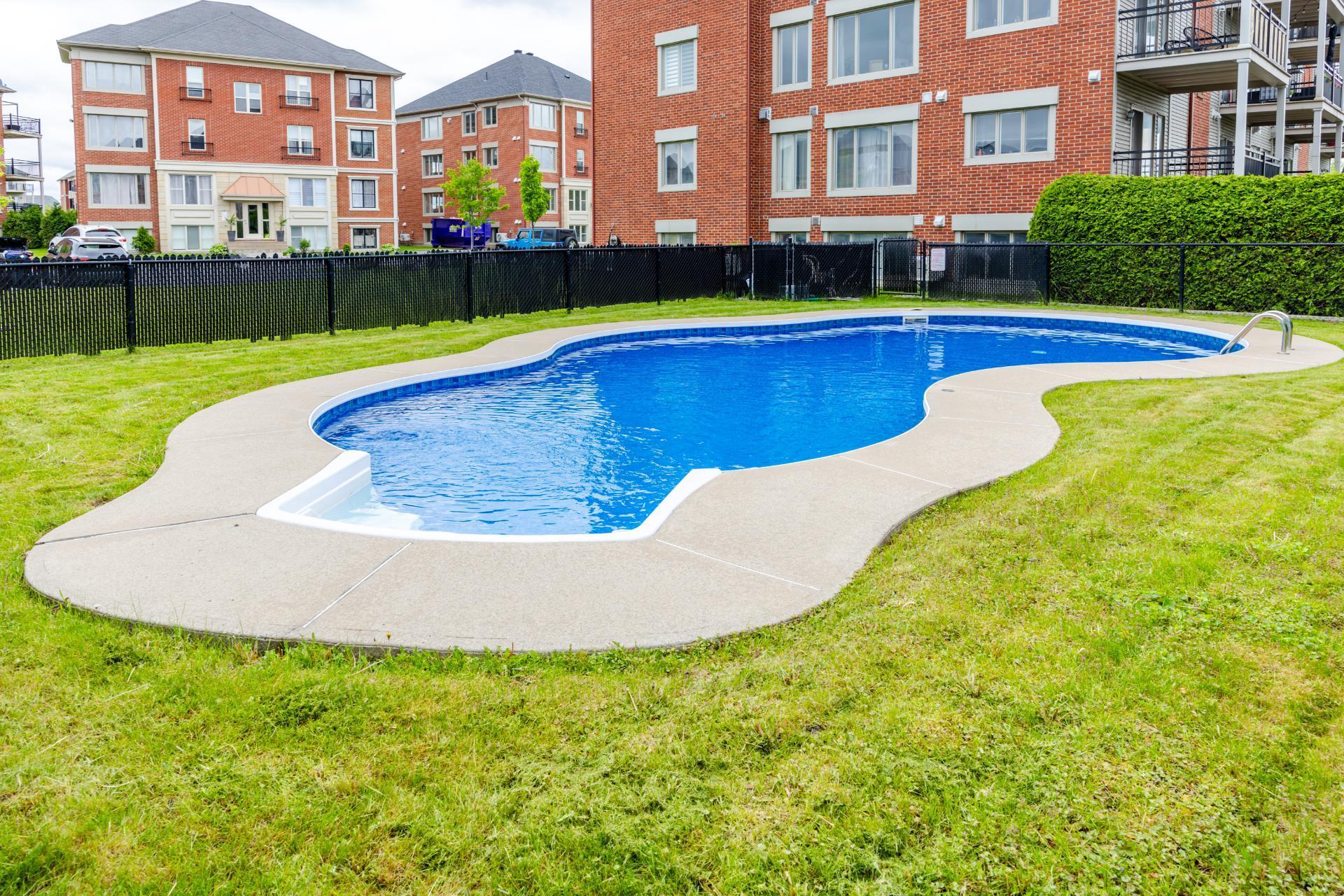 









4595


Ch. des Prairies

, 3,
Brossard,




QC
J4Y0E5

