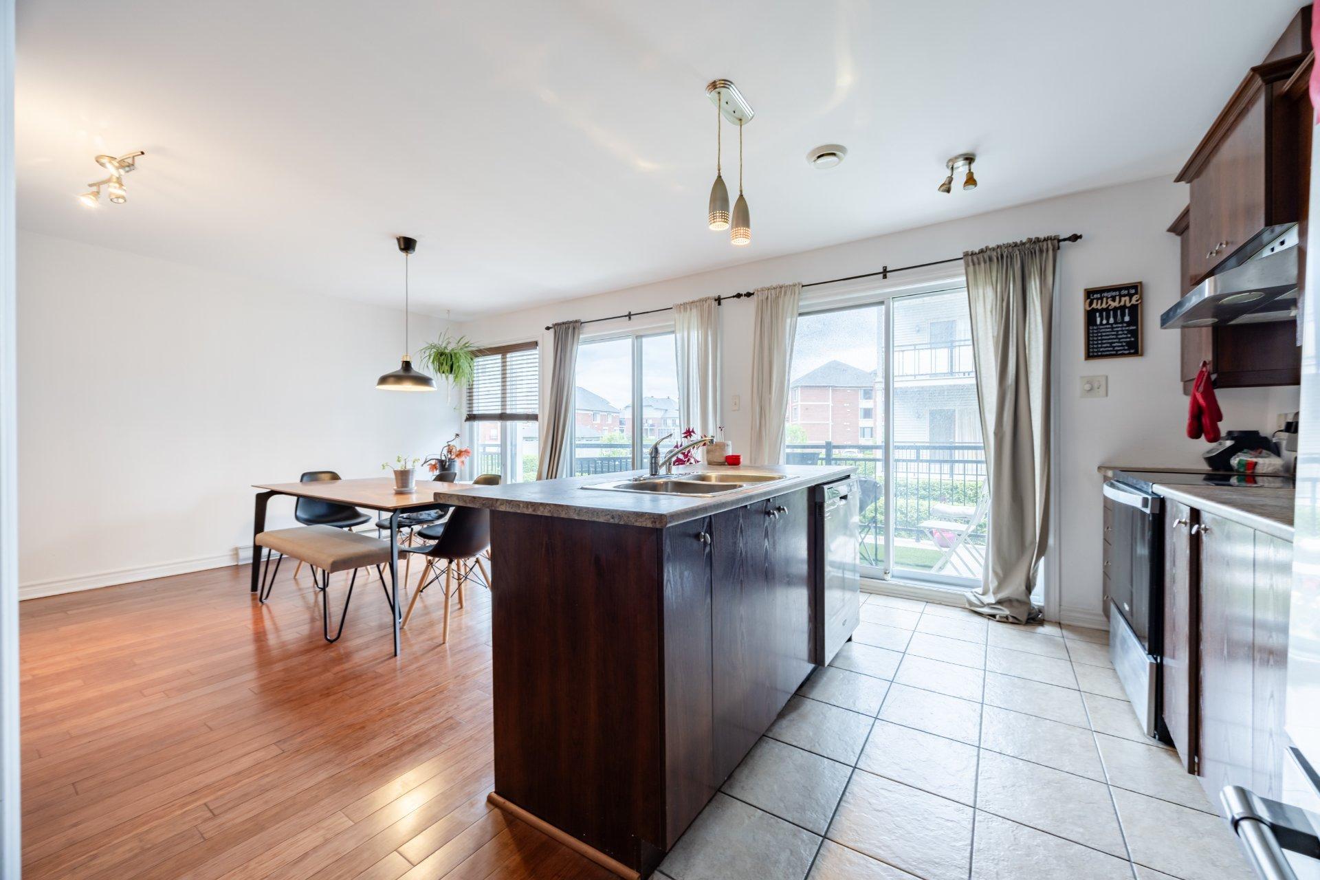 









4595


Ch. des Prairies

, 3,
Brossard,




QC
J4Y0E5

