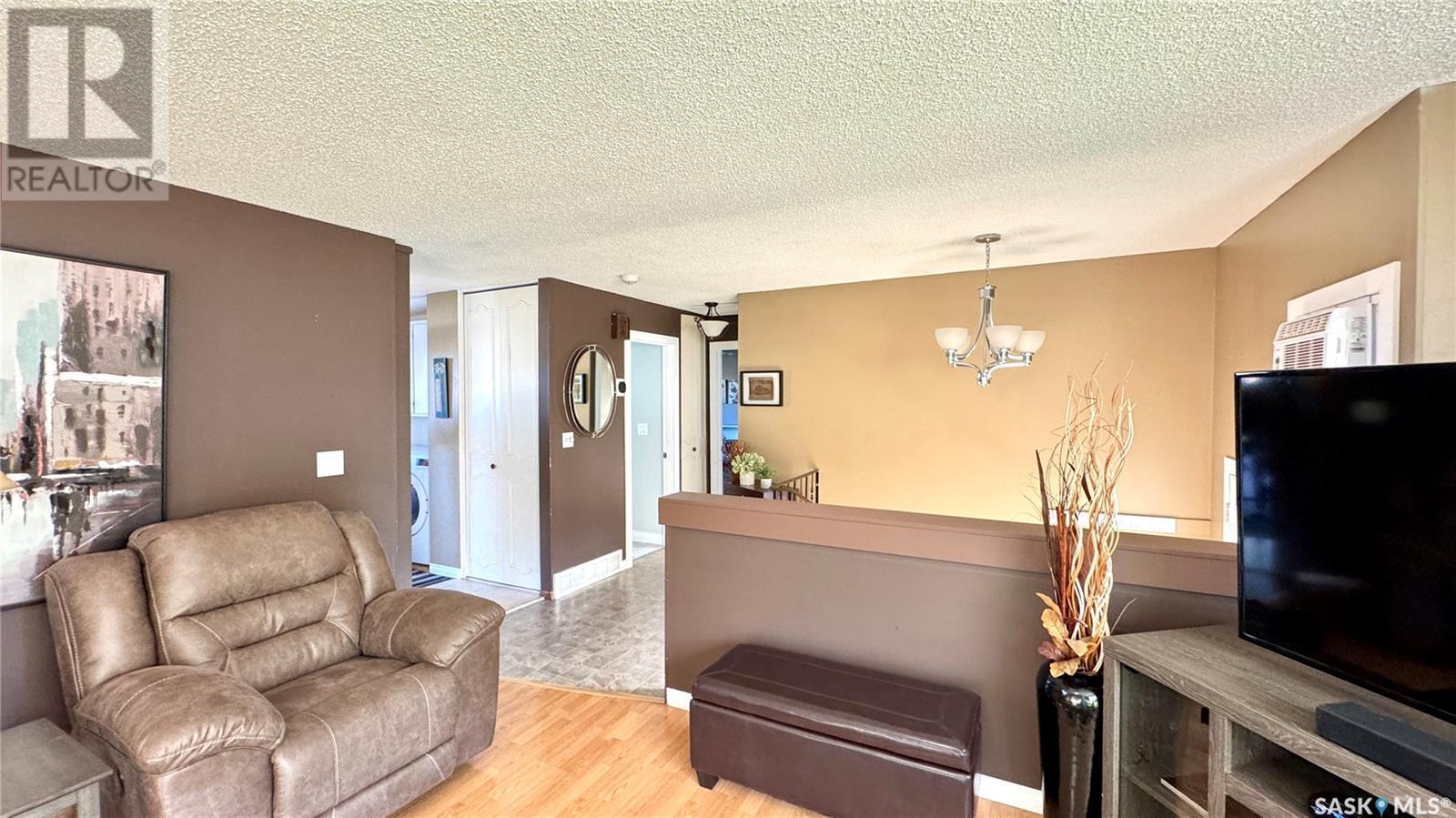 












122 Hamilton STREET

,
Davidson,




Saskatchewan
S0G1A0

