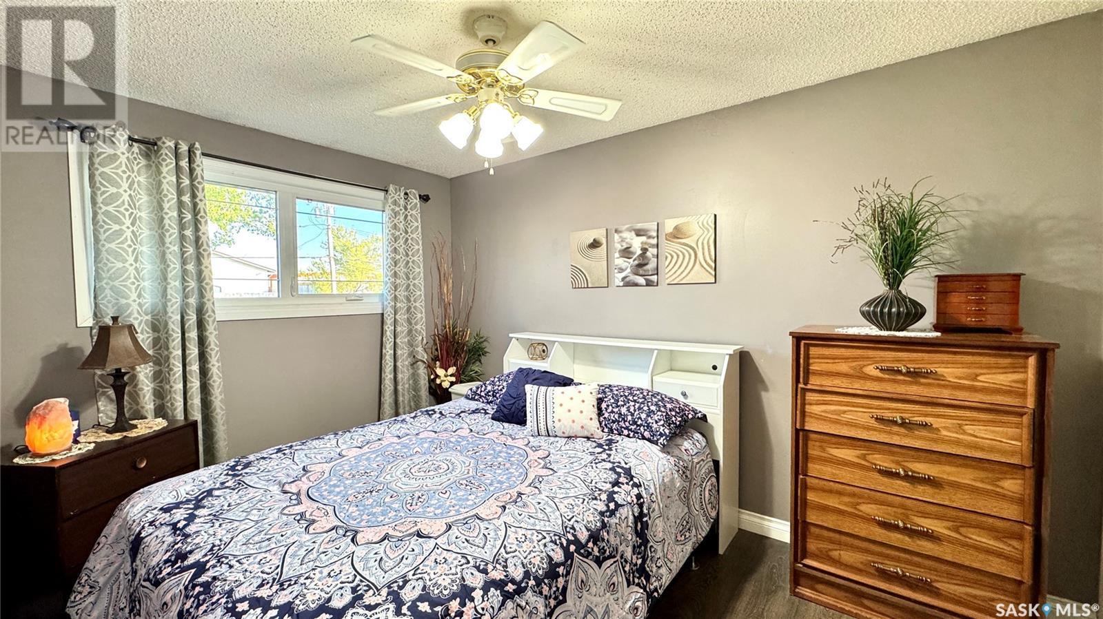 












122 Hamilton STREET

,
Davidson,




Saskatchewan
S0G1A0

