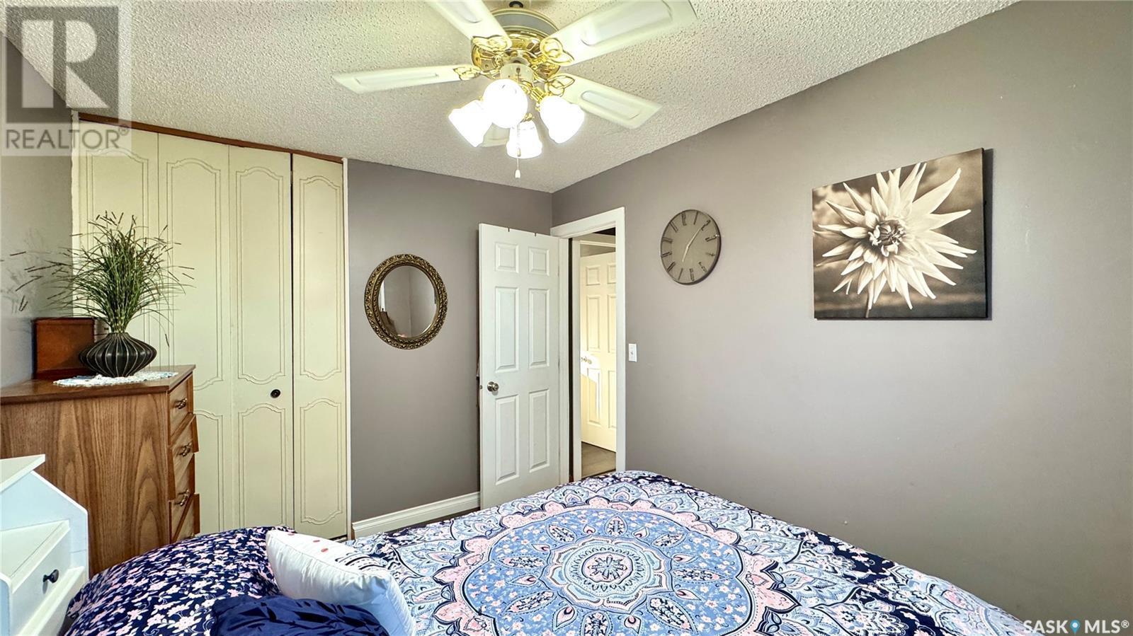 












122 Hamilton STREET

,
Davidson,




Saskatchewan
S0G1A0

