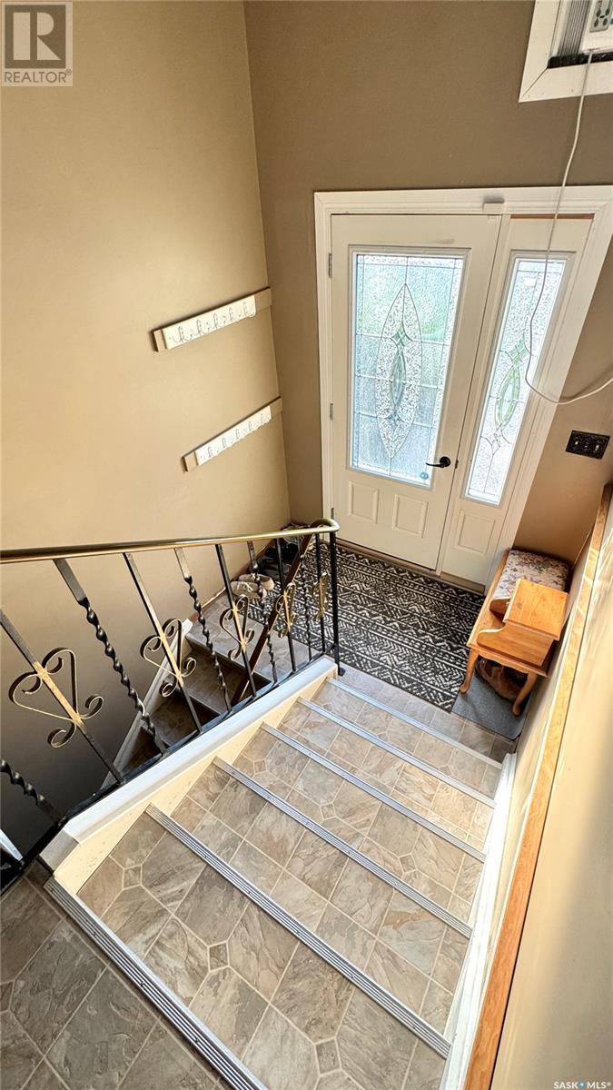 












122 Hamilton STREET

,
Davidson,




Saskatchewan
S0G1A0

