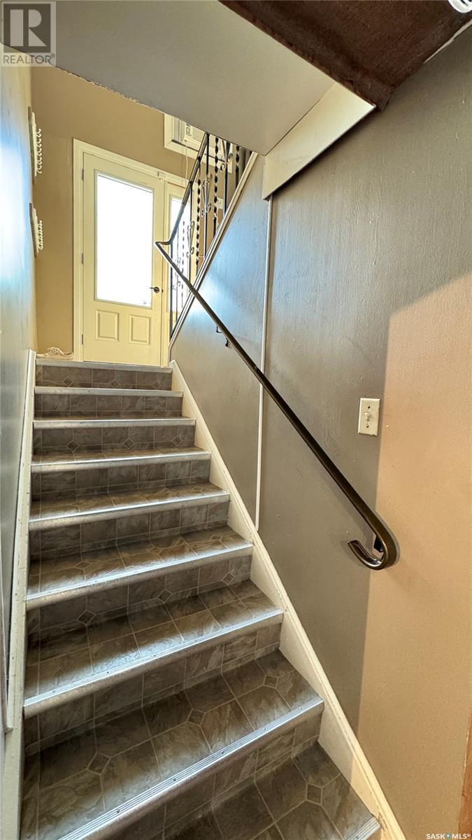 












122 Hamilton STREET

,
Davidson,




Saskatchewan
S0G1A0

