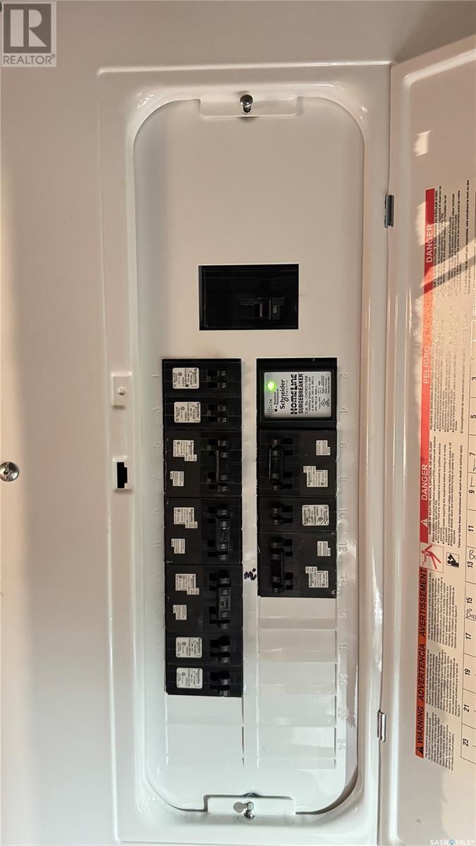 












122 Hamilton STREET

,
Davidson,




Saskatchewan
S0G1A0

