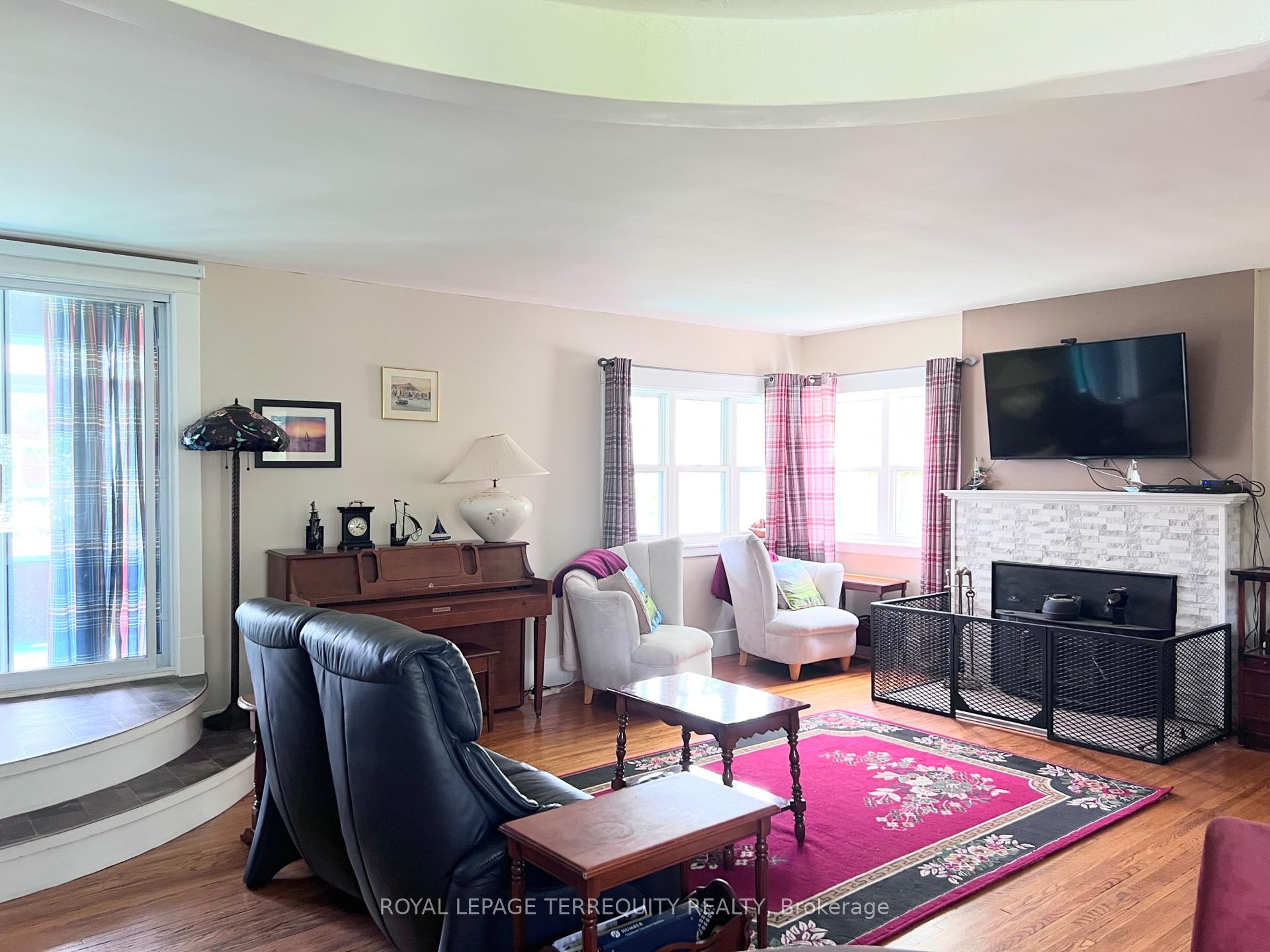 









24


Bridge

Street West,
Tweed,




ON
K0K 3J0

