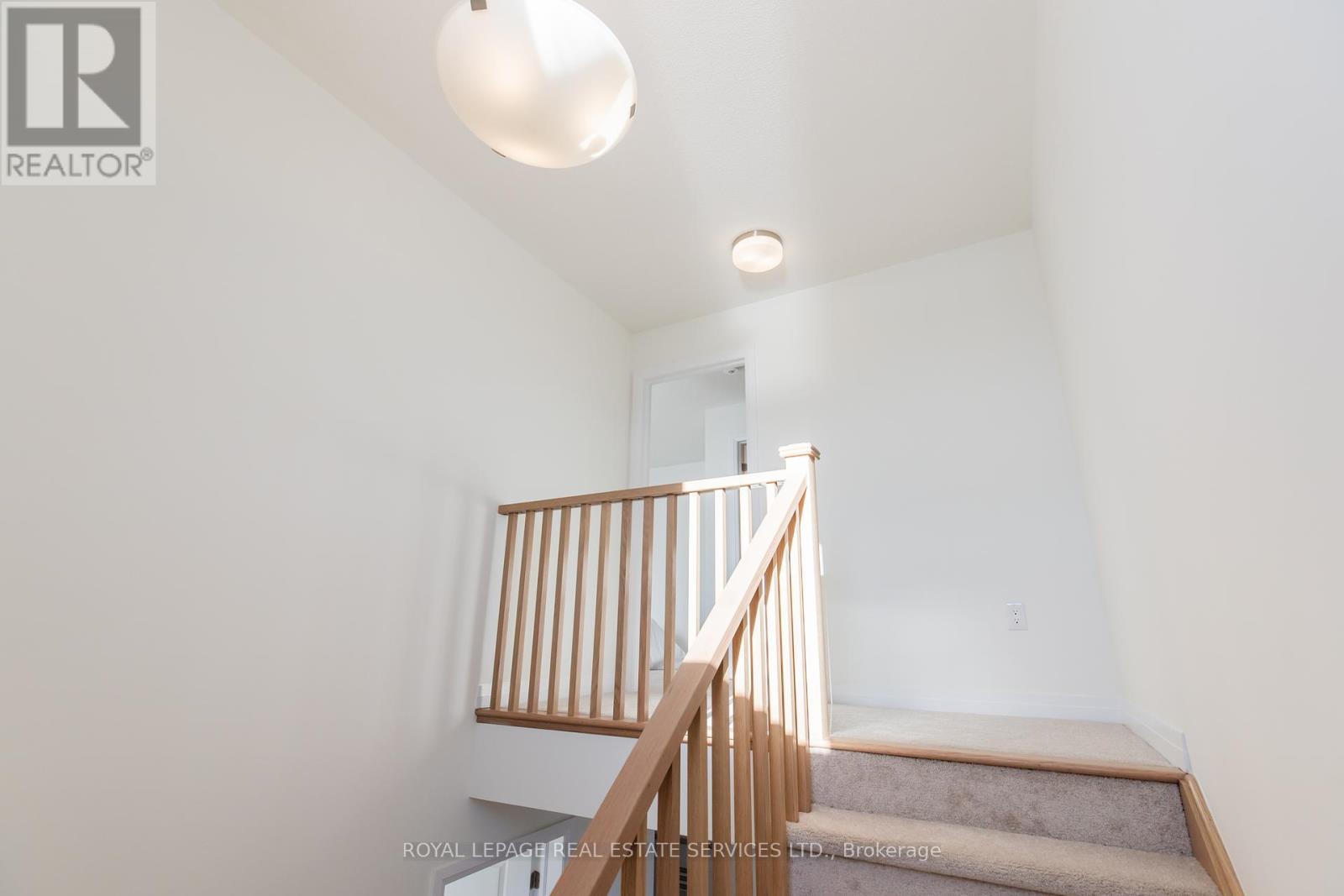 












3300 MARINER PASSAGE

,
Oakville,




Ontario
L6M5S6

