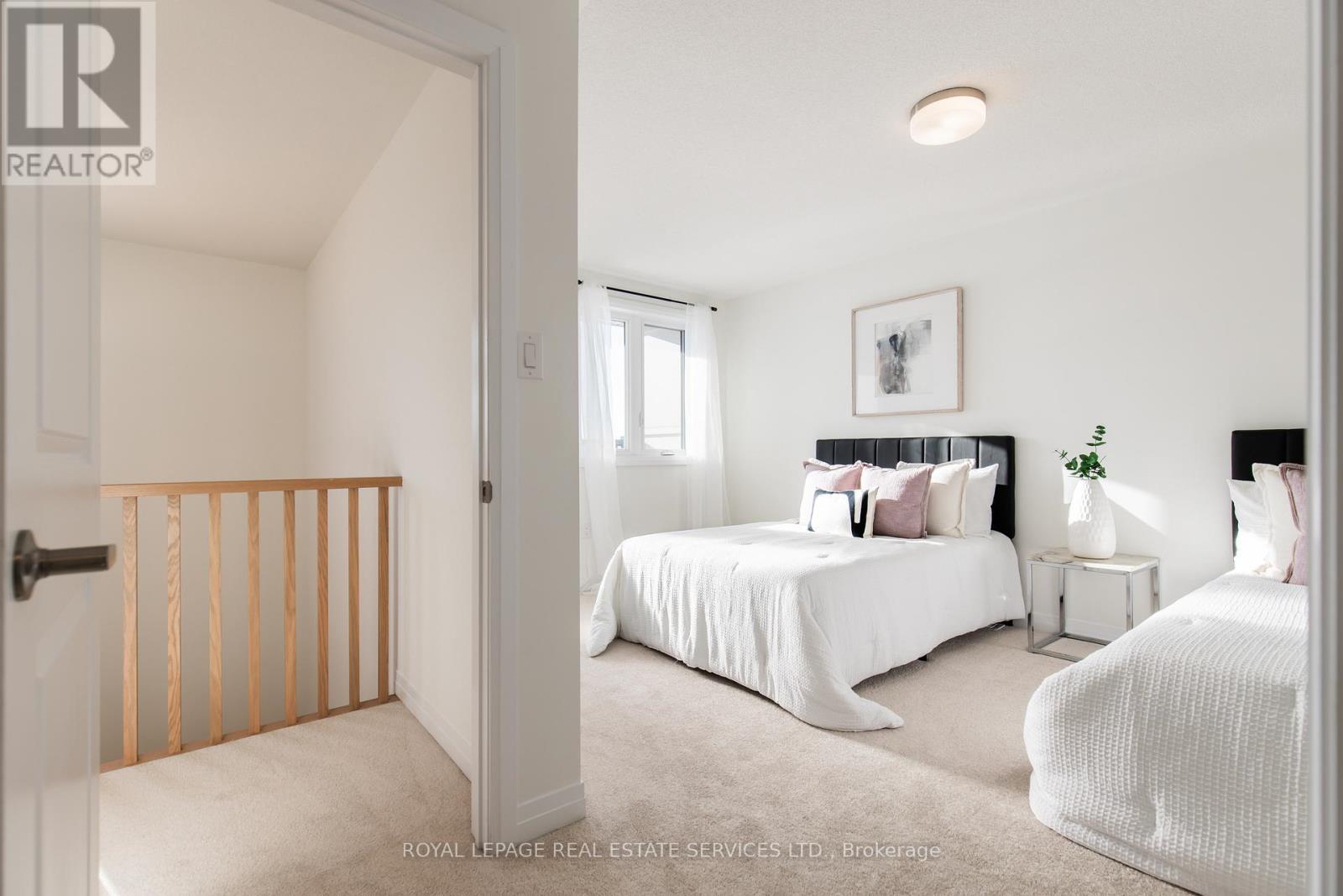 












3300 MARINER PASSAGE

,
Oakville,




Ontario
L6M5S6

