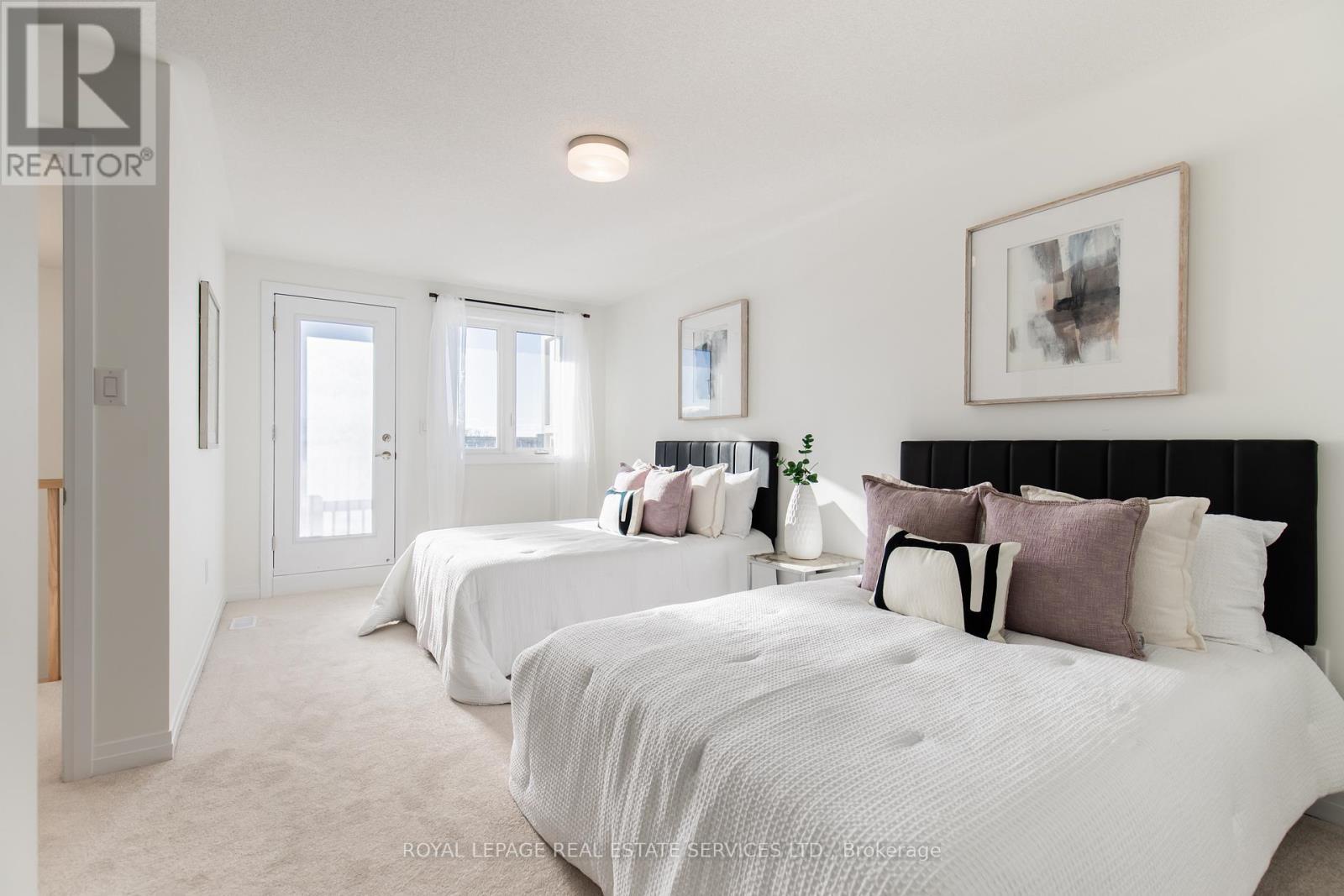 












3300 MARINER PASSAGE

,
Oakville,




Ontario
L6M5S6

