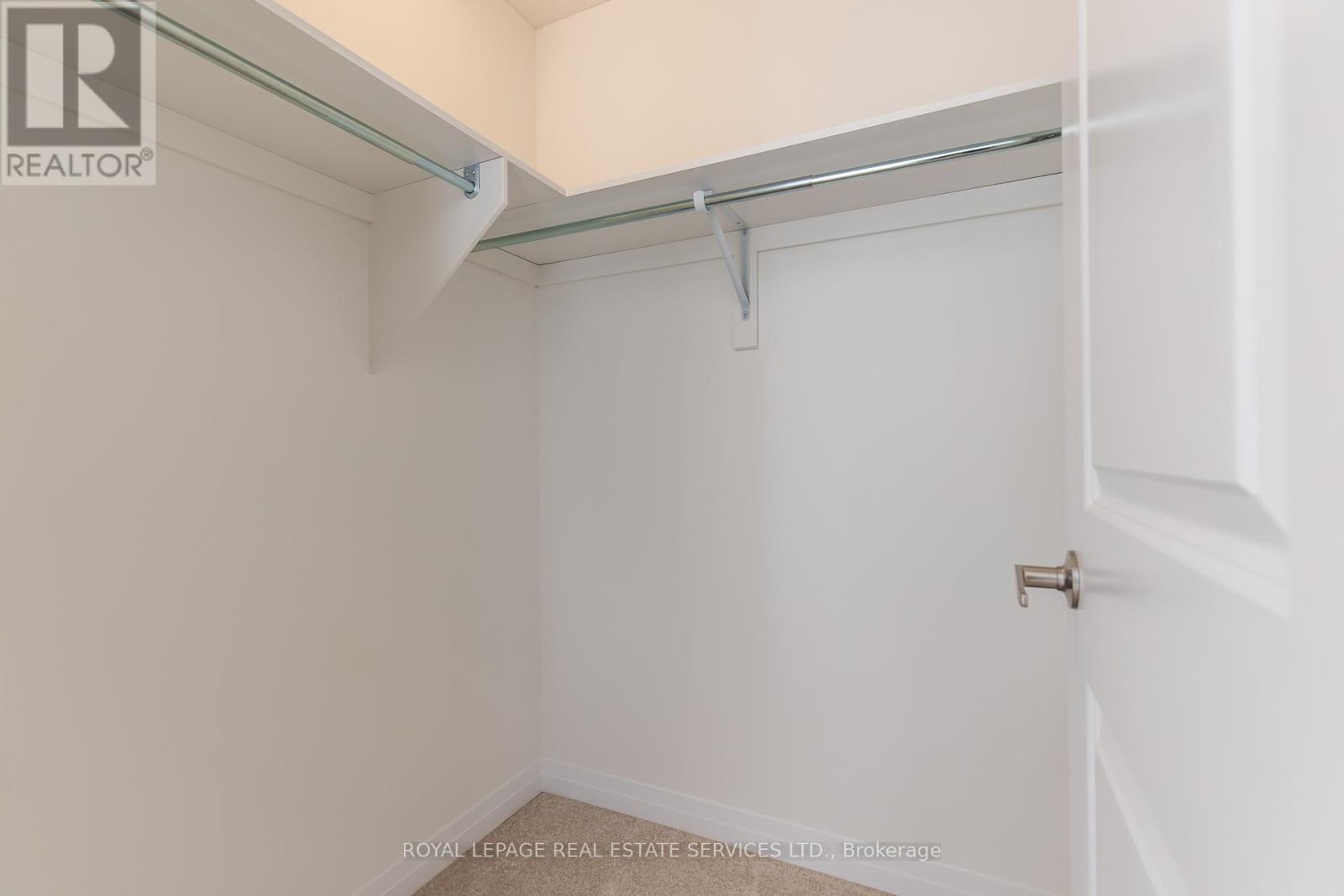 












3300 MARINER PASSAGE

,
Oakville,




Ontario
L6M5S6

