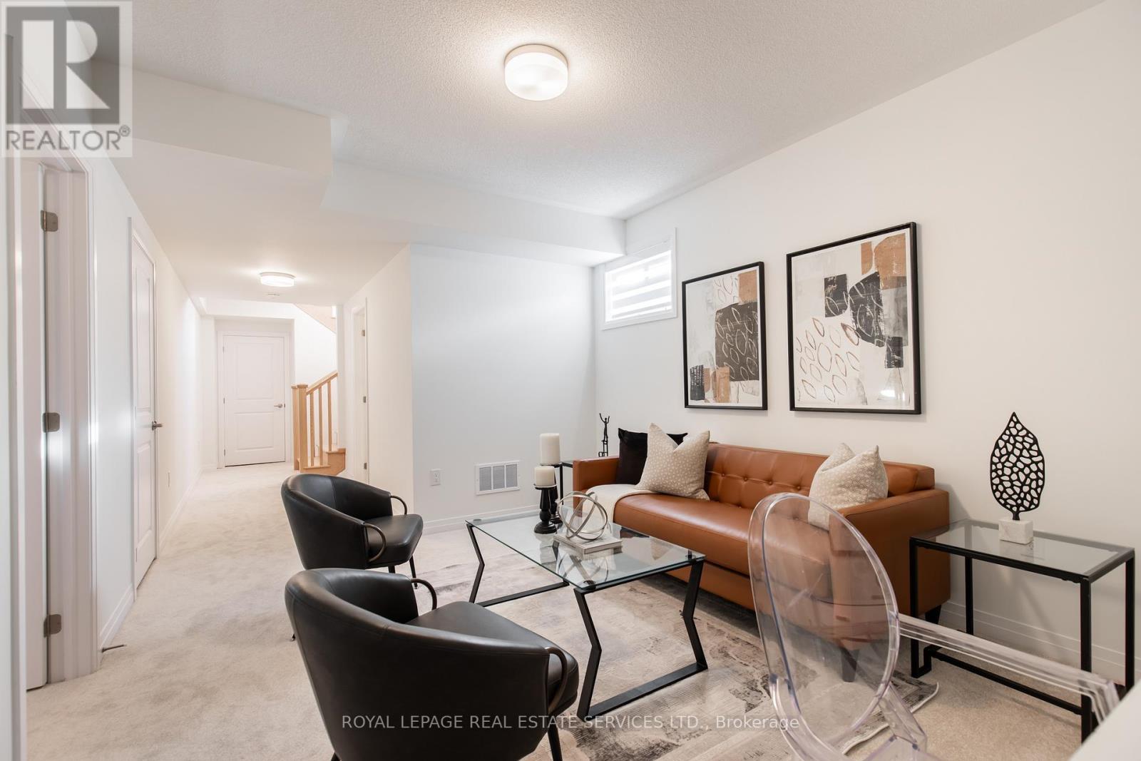 












3300 MARINER PASSAGE

,
Oakville,




Ontario
L6M5S6

