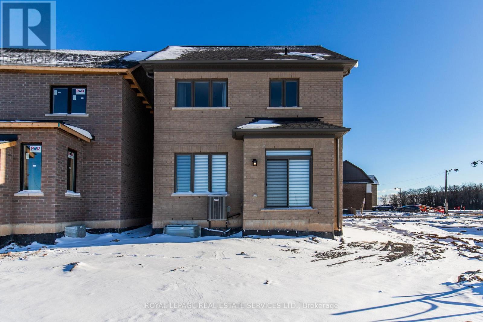 












3300 MARINER PASSAGE

,
Oakville,




Ontario
L6M5S6

