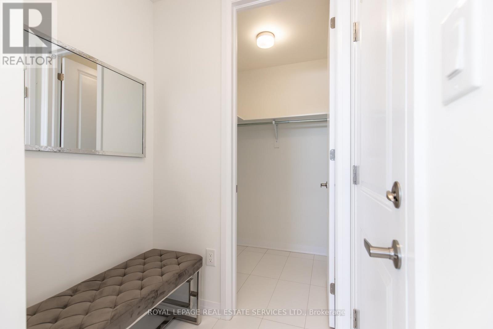 












3300 MARINER PASSAGE

,
Oakville,




Ontario
L6M5S6

