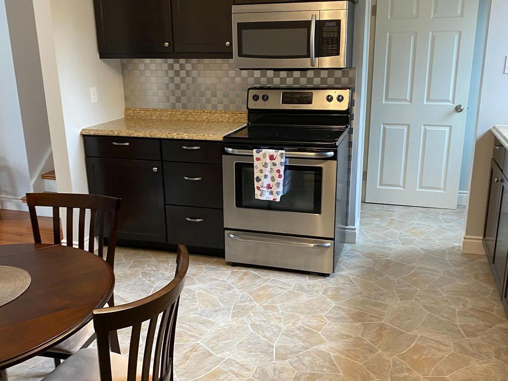 









35


Aintree

Crescent,
Brampton,




ON
L6T 2T2

