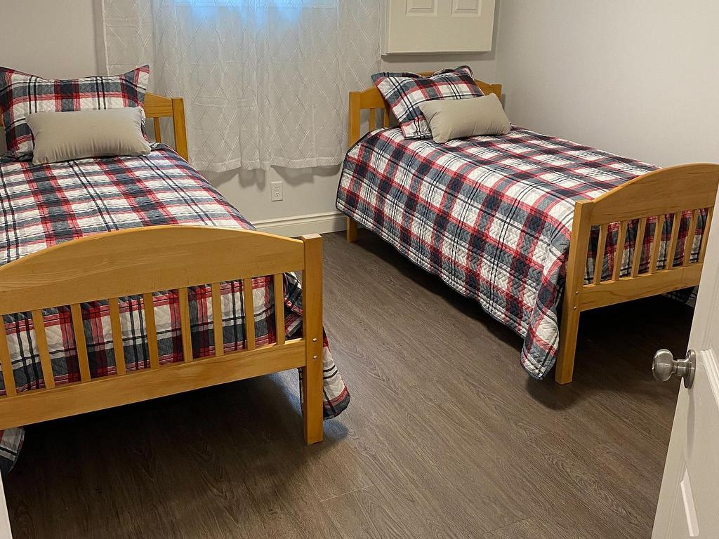 









35


Aintree

Crescent,
Brampton,




ON
L6T 2T2

