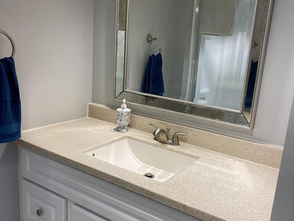 









35


Aintree

Crescent,
Brampton,




ON
L6T 2T2

