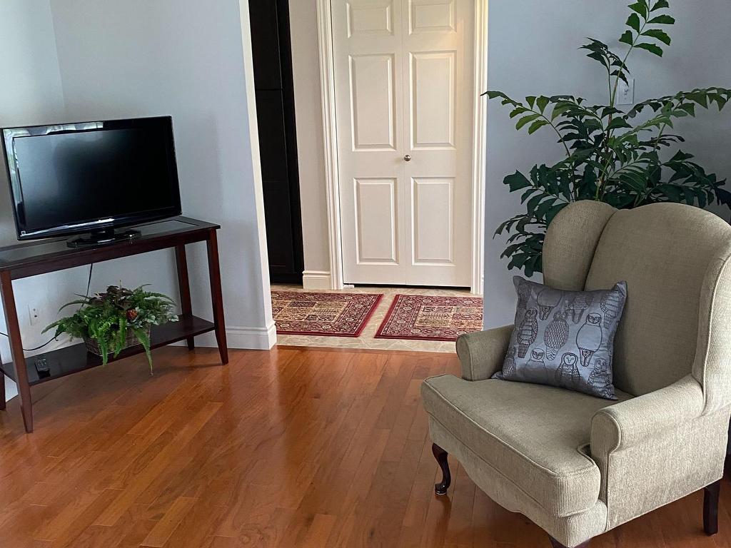 









35


Aintree

Crescent,
Brampton,




ON
L6T 2T2

