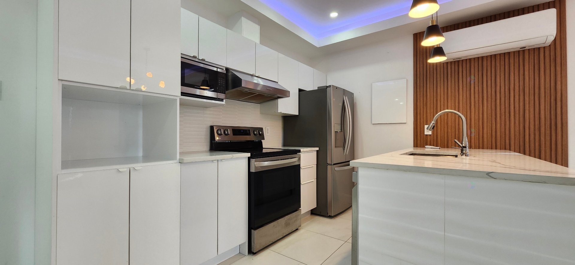 









2351


Rue Allard

, 1,
Montréal (Le Sud-Ouest),




QC
H4L2L1

