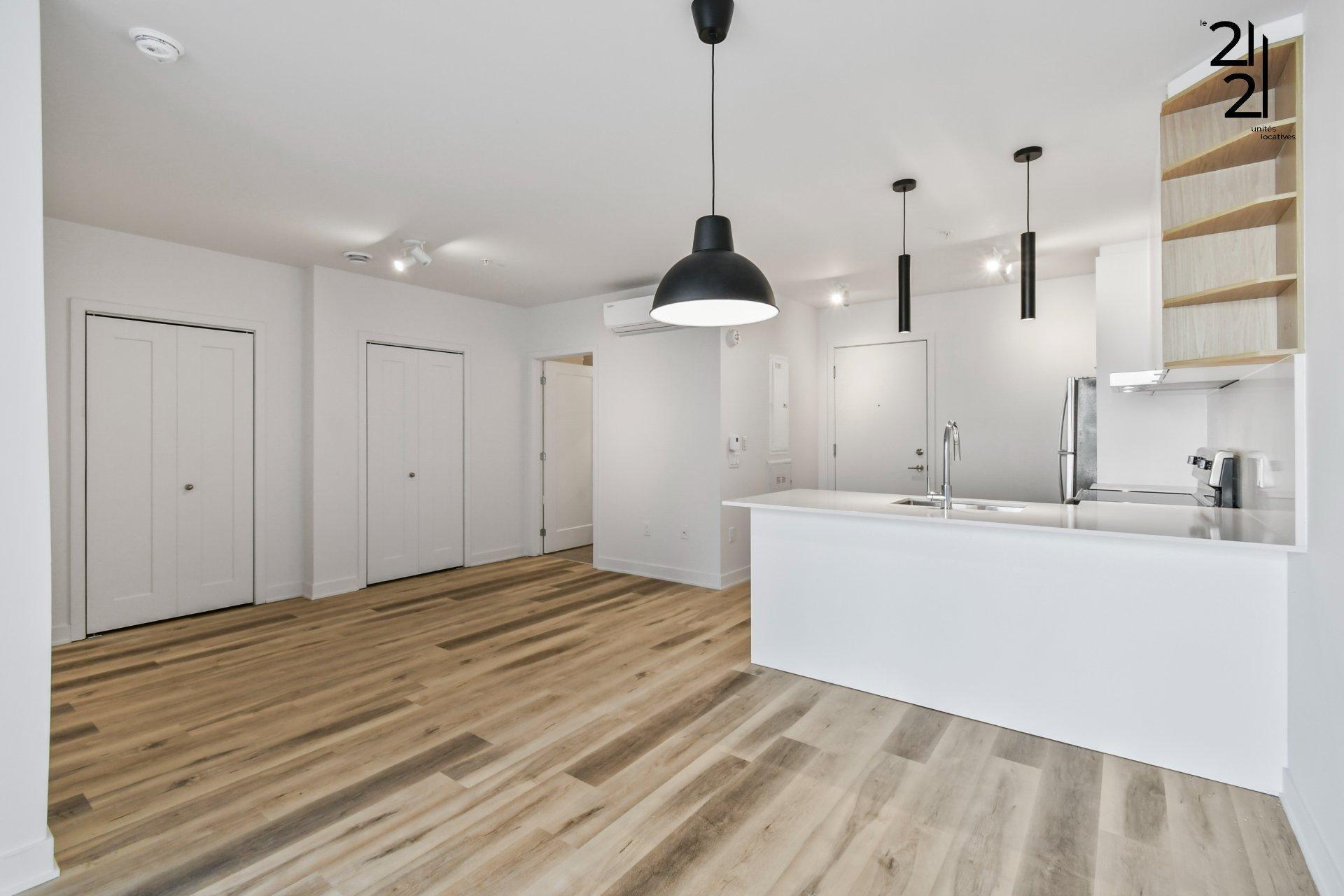 









2121


Av. Papineau

, 210,
Montréal (Ville-Marie),




QC
H2K4J5

