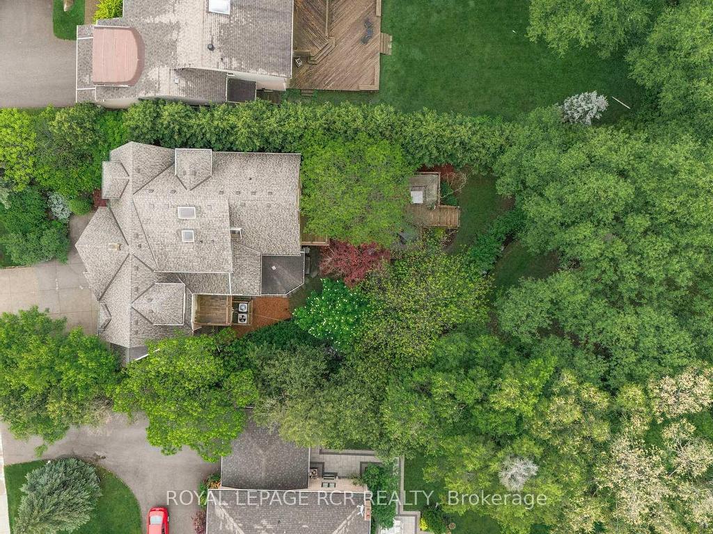 









34


Garden

Avenue,
Richmond Hill,




ON
L4C 6L9

