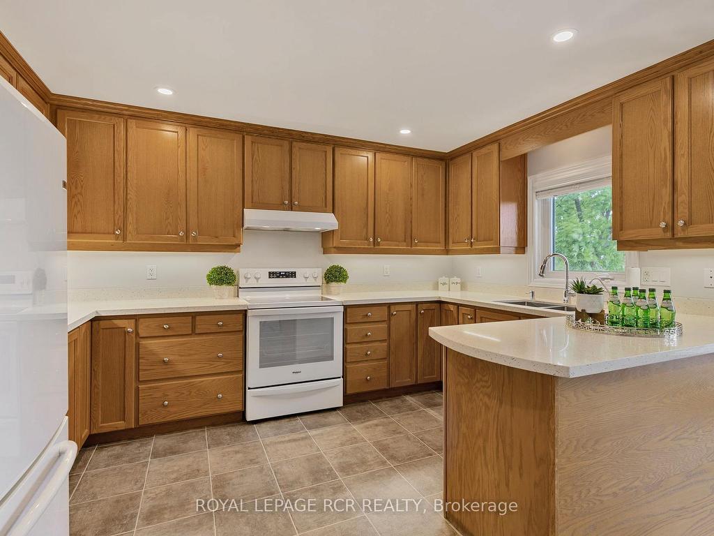 









55


Nelson

Street,
Bradford West Gwillimbury,




ON
L3Z 1E4

