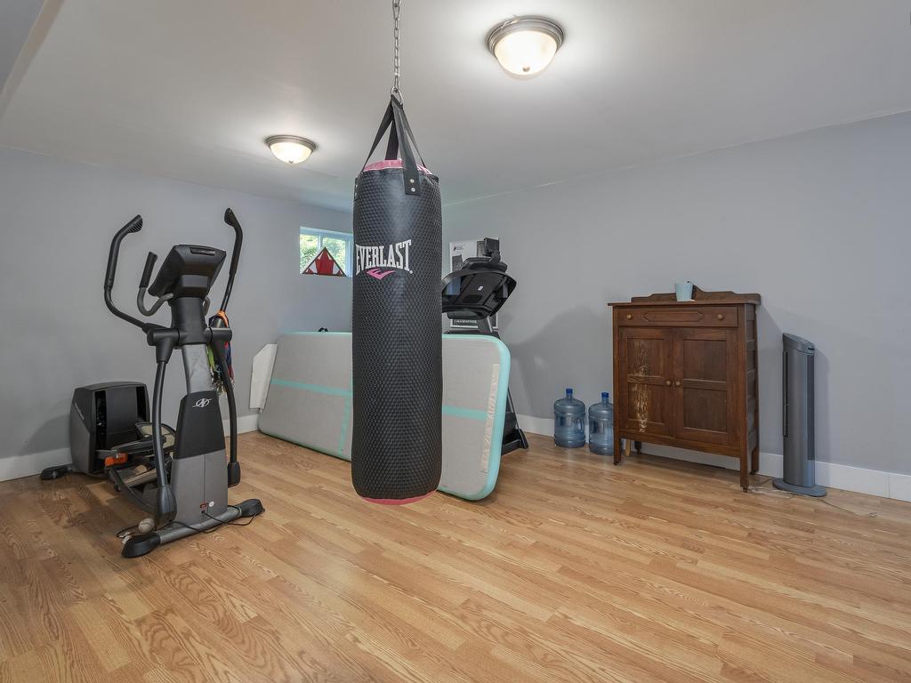 












271 Leslie Road

,
East Lawrencetown,




NS
B2Z 1T4

