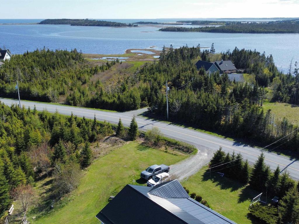 












271 Leslie Road

,
East Lawrencetown,




NS
B2Z 1T4

