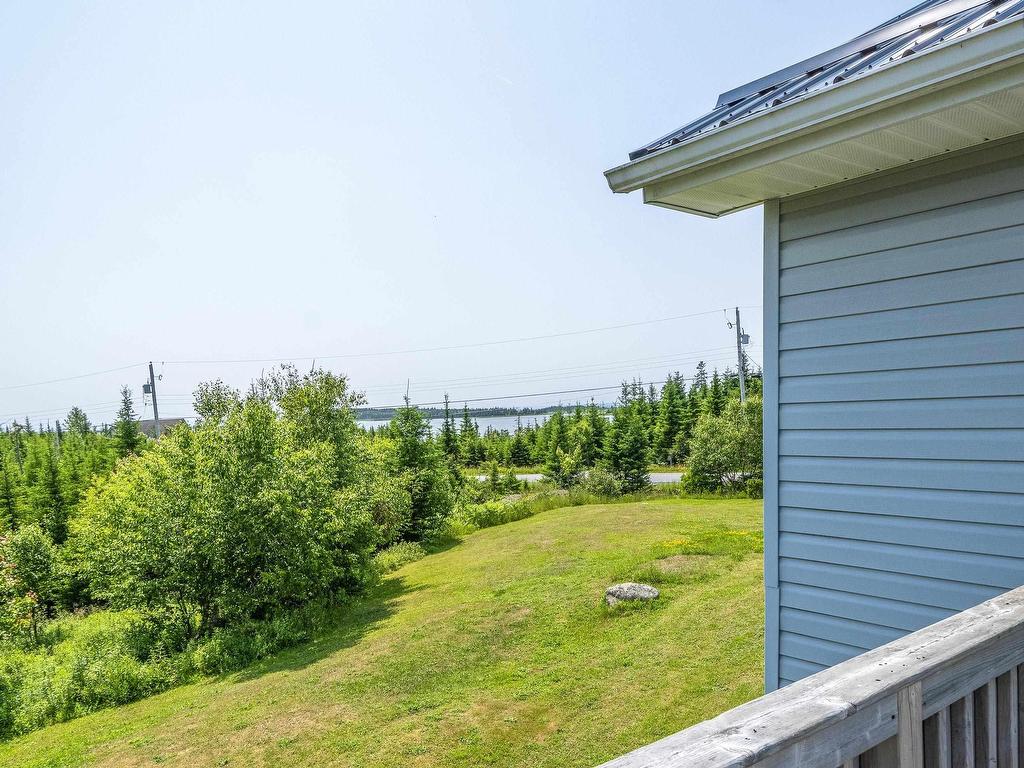 












271 Leslie Road

,
East Lawrencetown,




NS
B2Z 1T4

