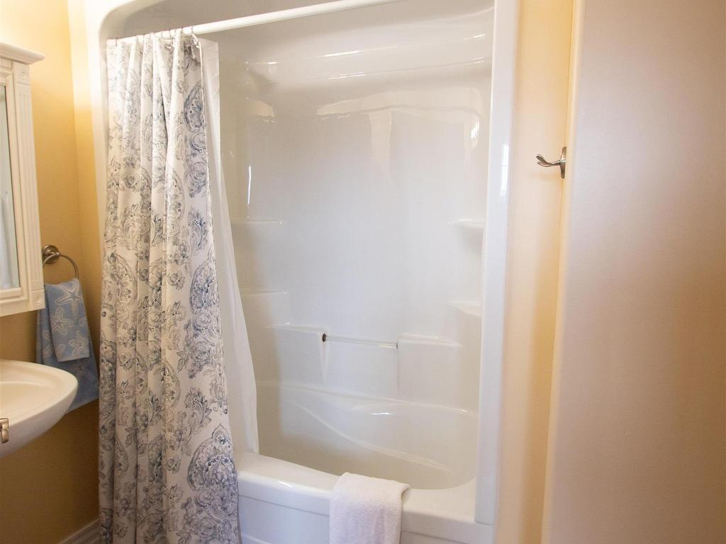 












73 Duke Street

,
Summerside,




PE
C1N 5E6

