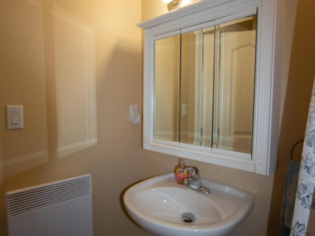 












73 Duke Street

,
Summerside,




PE
C1N 5E6

