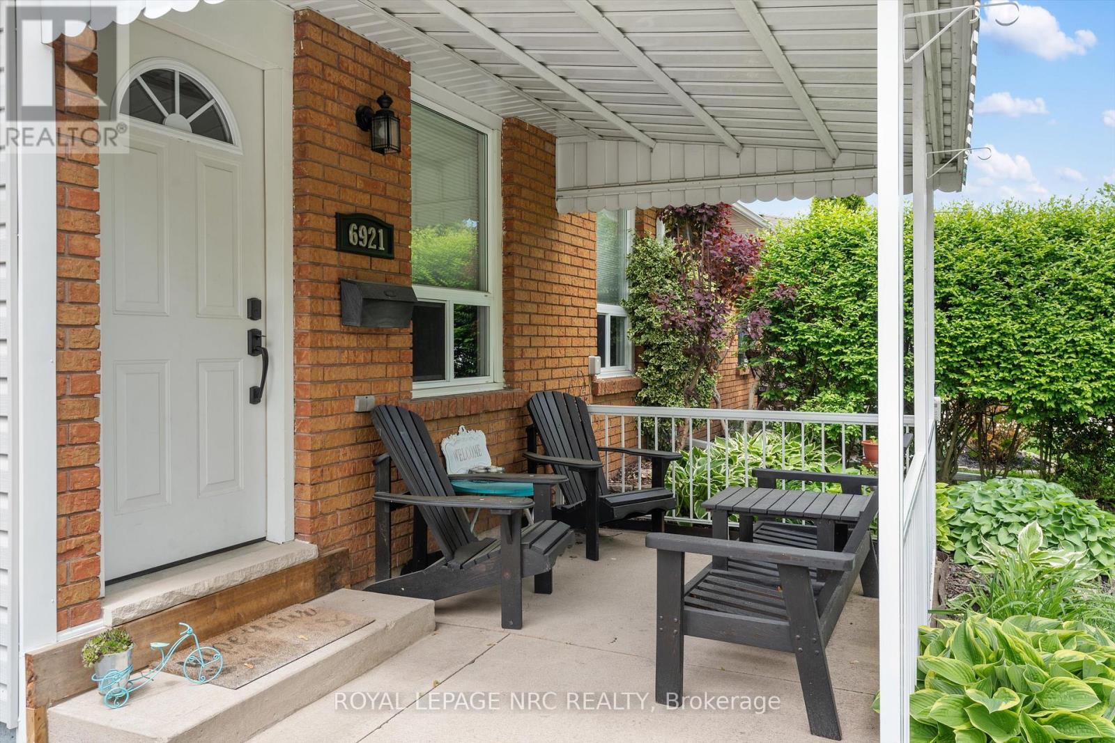 












6921 WATERS AVENUE

,
Niagara Falls (Arad/Fallsview),




Ontario
L2G5X4

