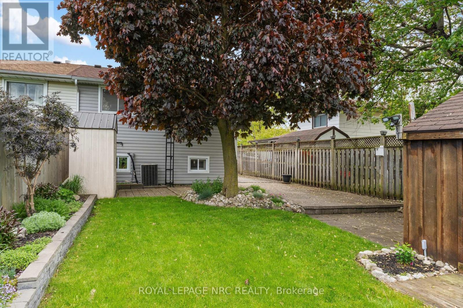 












6921 WATERS AVENUE

,
Niagara Falls (Arad/Fallsview),




Ontario
L2G5X4

