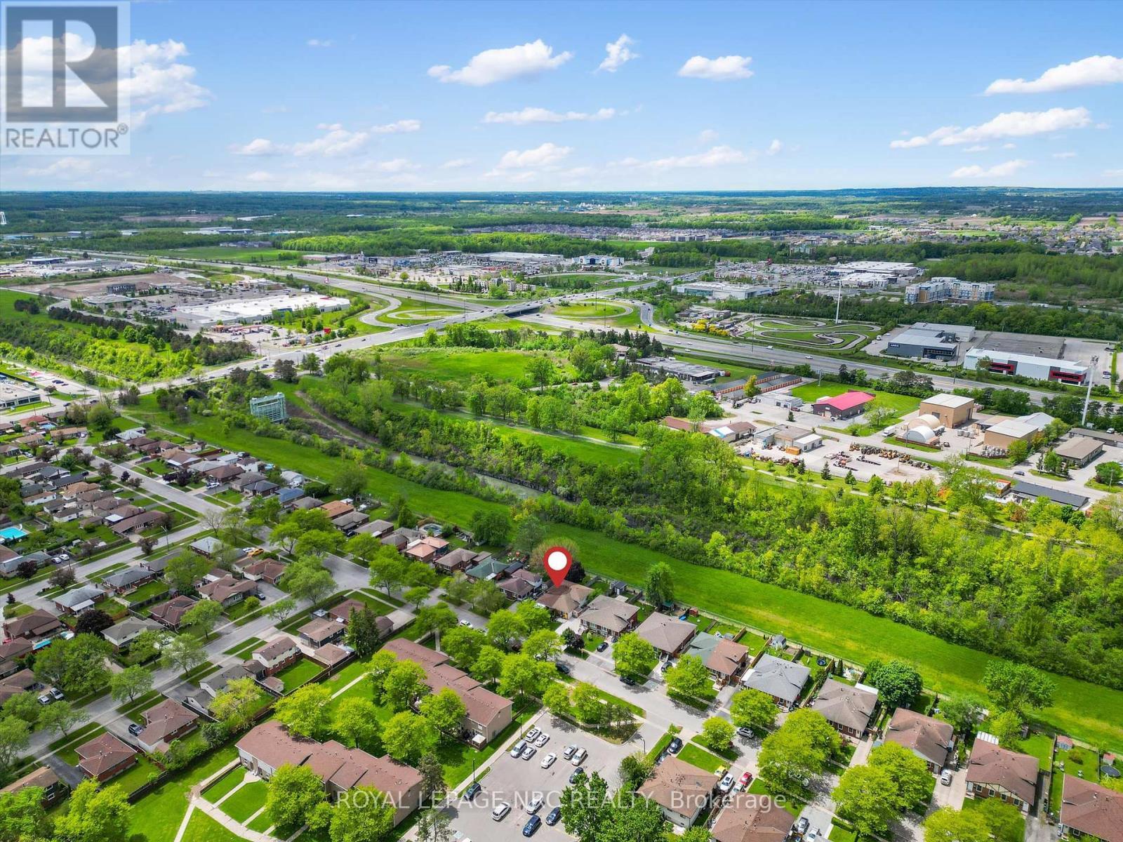 












6921 WATERS AVENUE

,
Niagara Falls (Arad/Fallsview),




Ontario
L2G5X4


