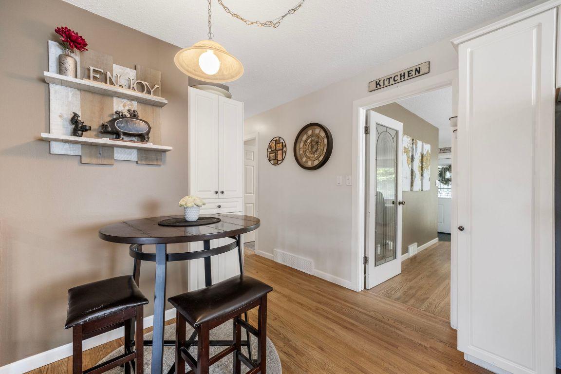 









2640


Gordon

Drive,
Kelowna,




BC
V1W 3R2

