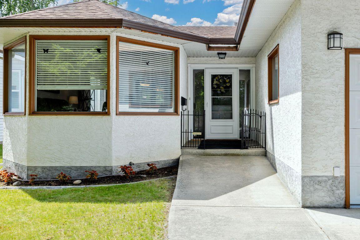 









2640


Gordon

Drive,
Kelowna,




BC
V1W 3R2

