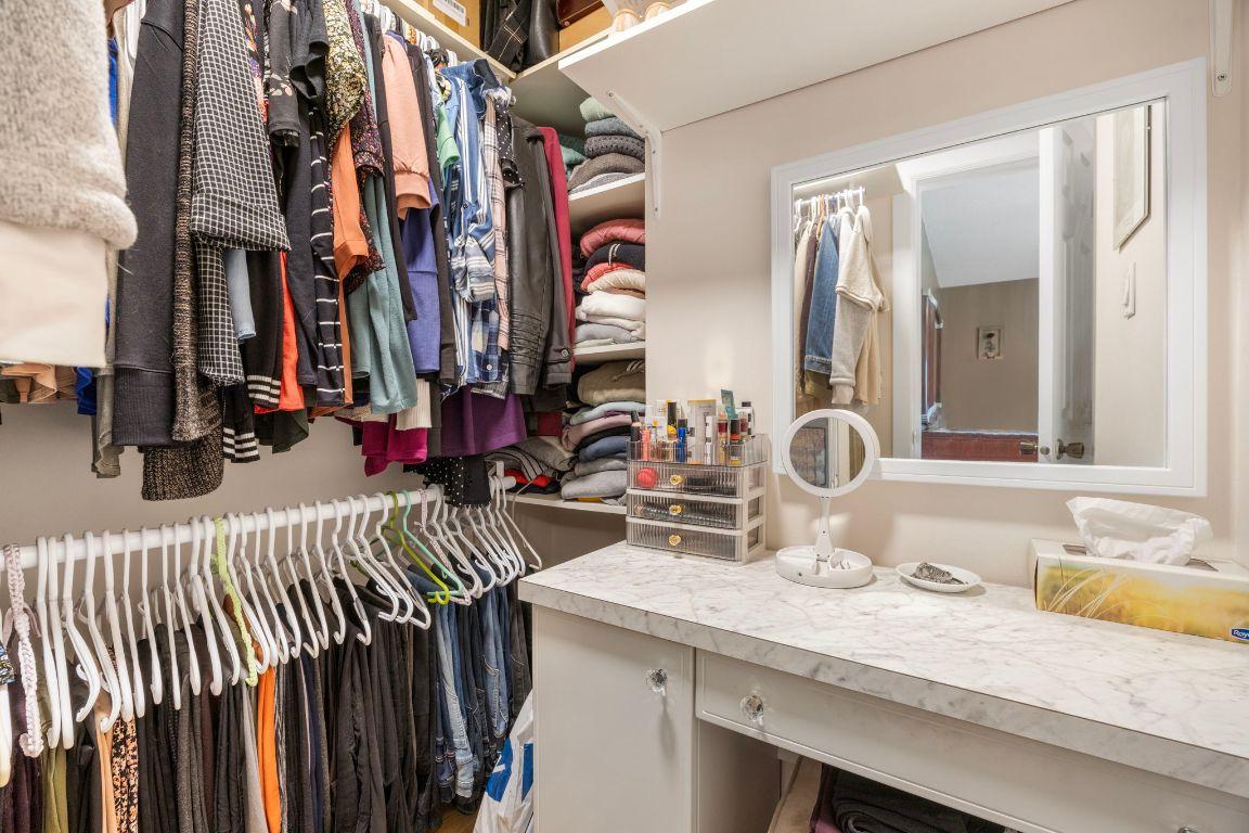 









2640


Gordon

Drive,
Kelowna,




BC
V1W 3R2

