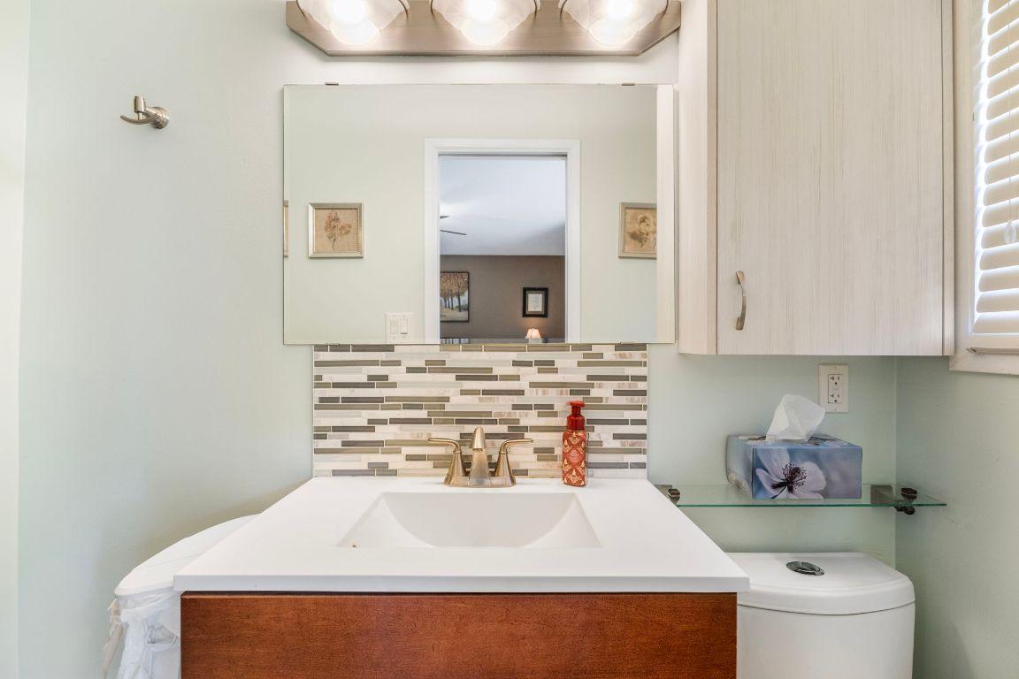 









2640


Gordon

Drive,
Kelowna,




BC
V1W 3R2

