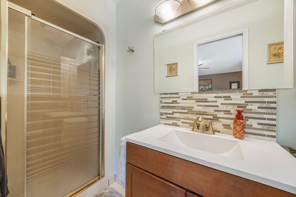 









2640


Gordon

Drive,
Kelowna,




BC
V1W 3R2

